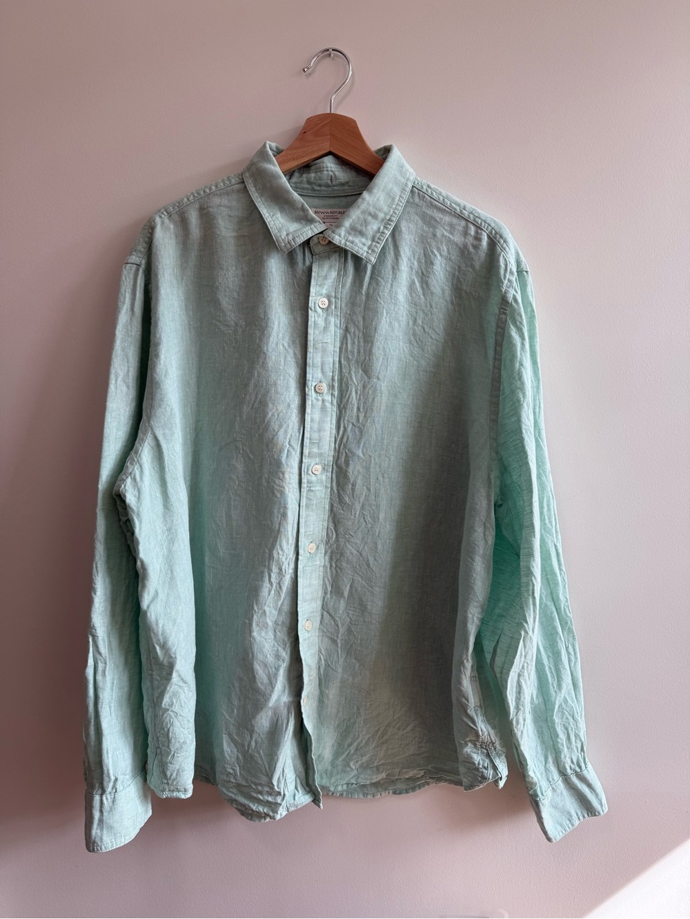 Banana Republic Light Mint Green Casual Button-Down Shirt